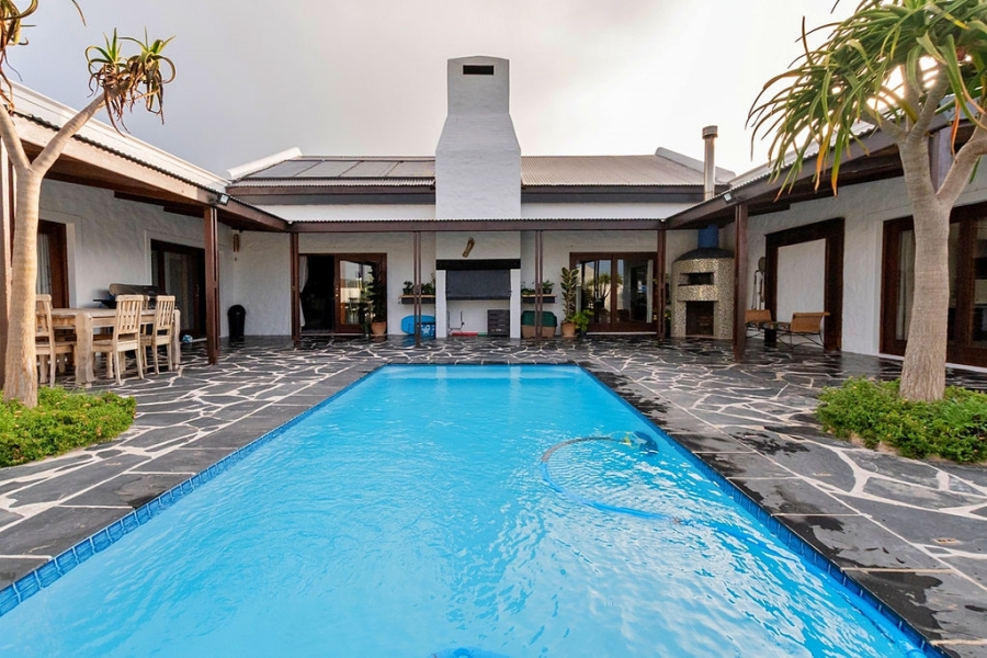 To Let 4 Bedroom Property for Rent in Long Acres Country Estate Western Cape